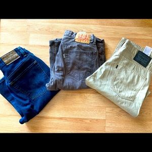 SOLD Men’s Levi’s jeans bundle